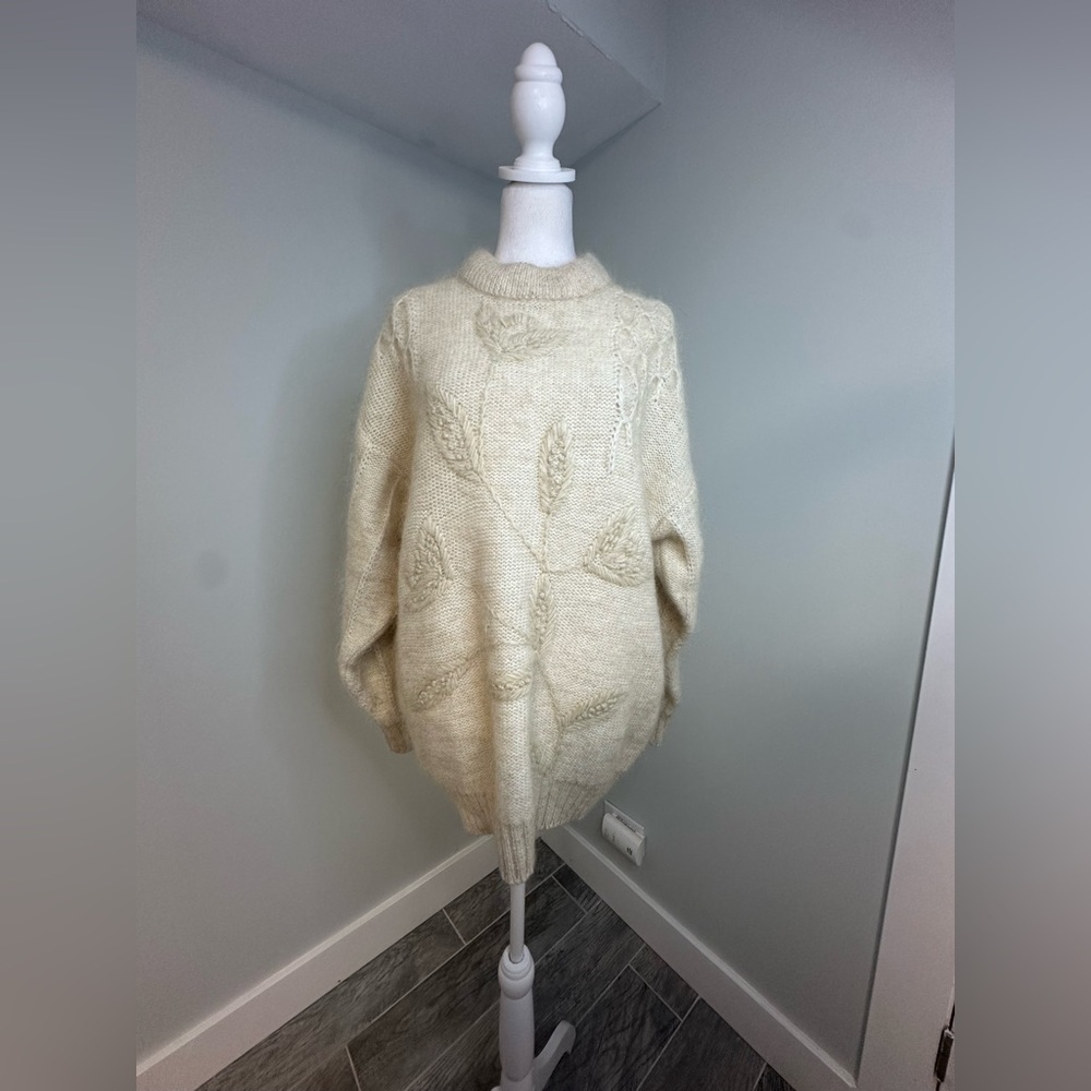Gorgeous 3d Mohair Floral Neutral Winter Cozy Knit Sweater View 2
